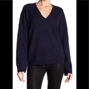 NWT Vince navy cashmere sweater size small